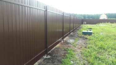 Забор из проф листа цена за погонный метр